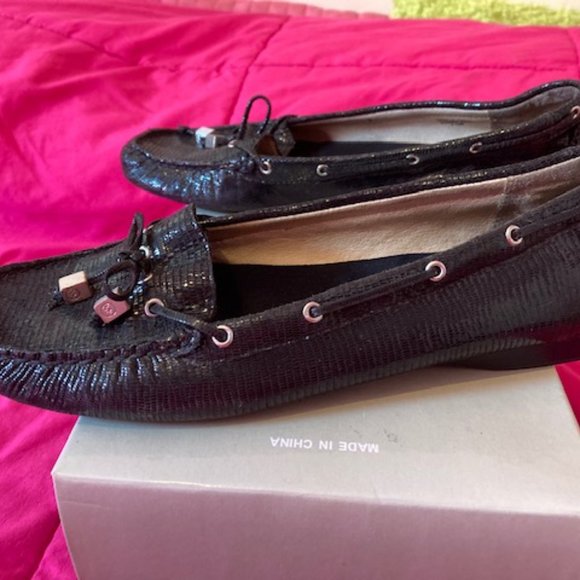 Michael Kors Black Moccassins for Women - Picture 5 of 8